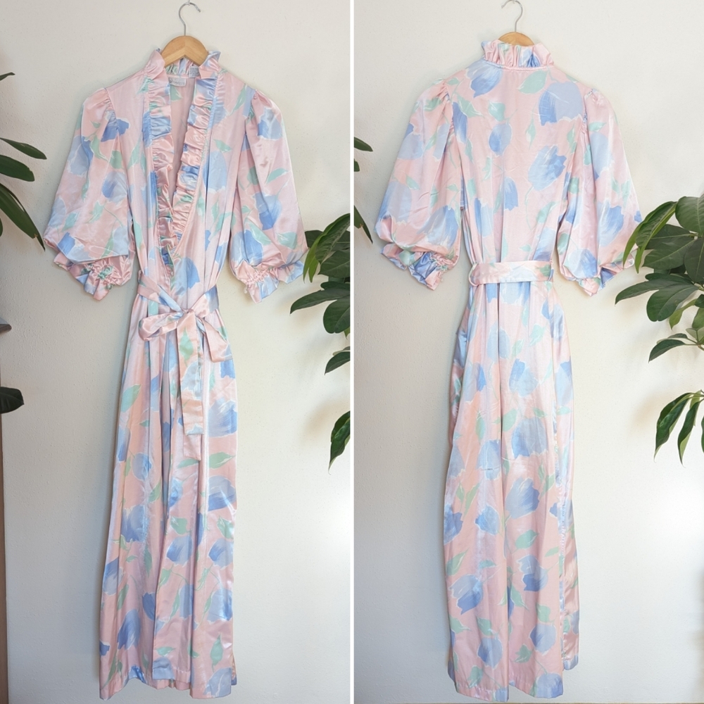 Barad & Co | Vintage | 70s | 80s | Silky Full Length Puff Sleeve Wrap Robe